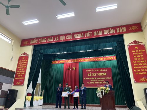 đảng 6.jpg